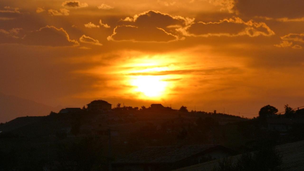Residence Colle Veroni Mosciano SantʼAngelo Buitenkant foto